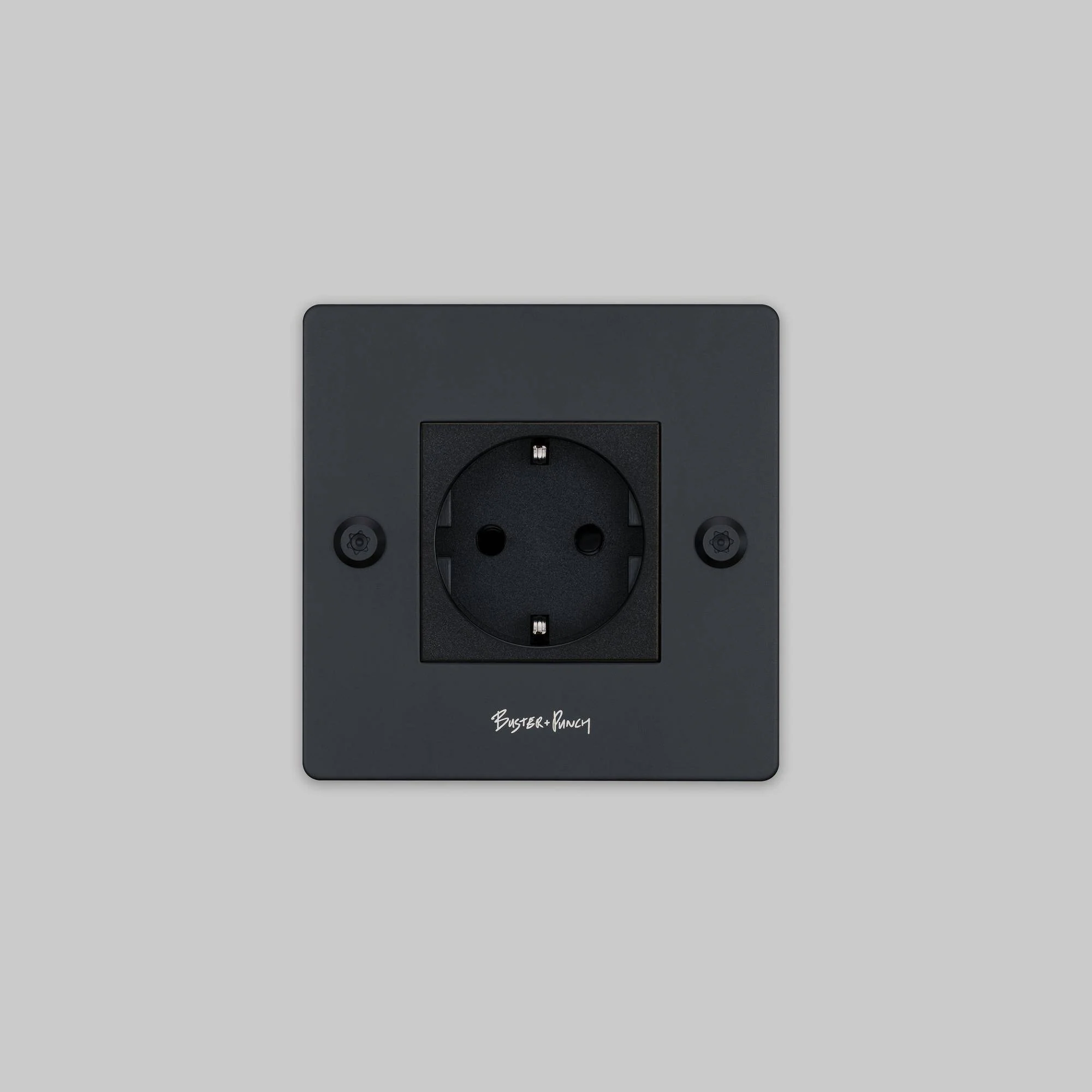 1G SOCKET / SCHUKO TYPE F / LINEAR / WITH LOGO · BLACK · 2