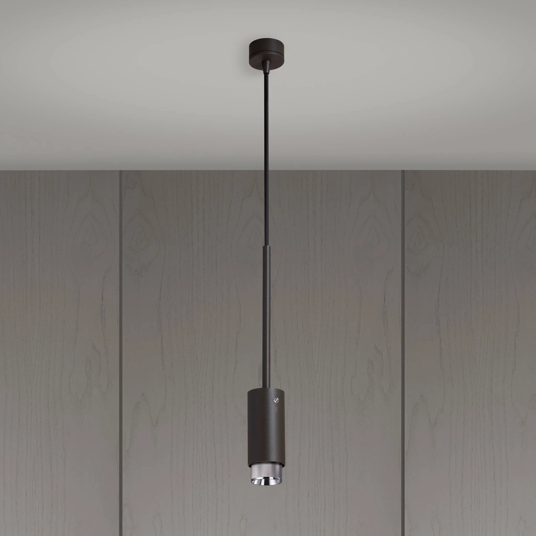 EXHAUST PENDANT / CROSS / GRAPHITE · STEEL · 4