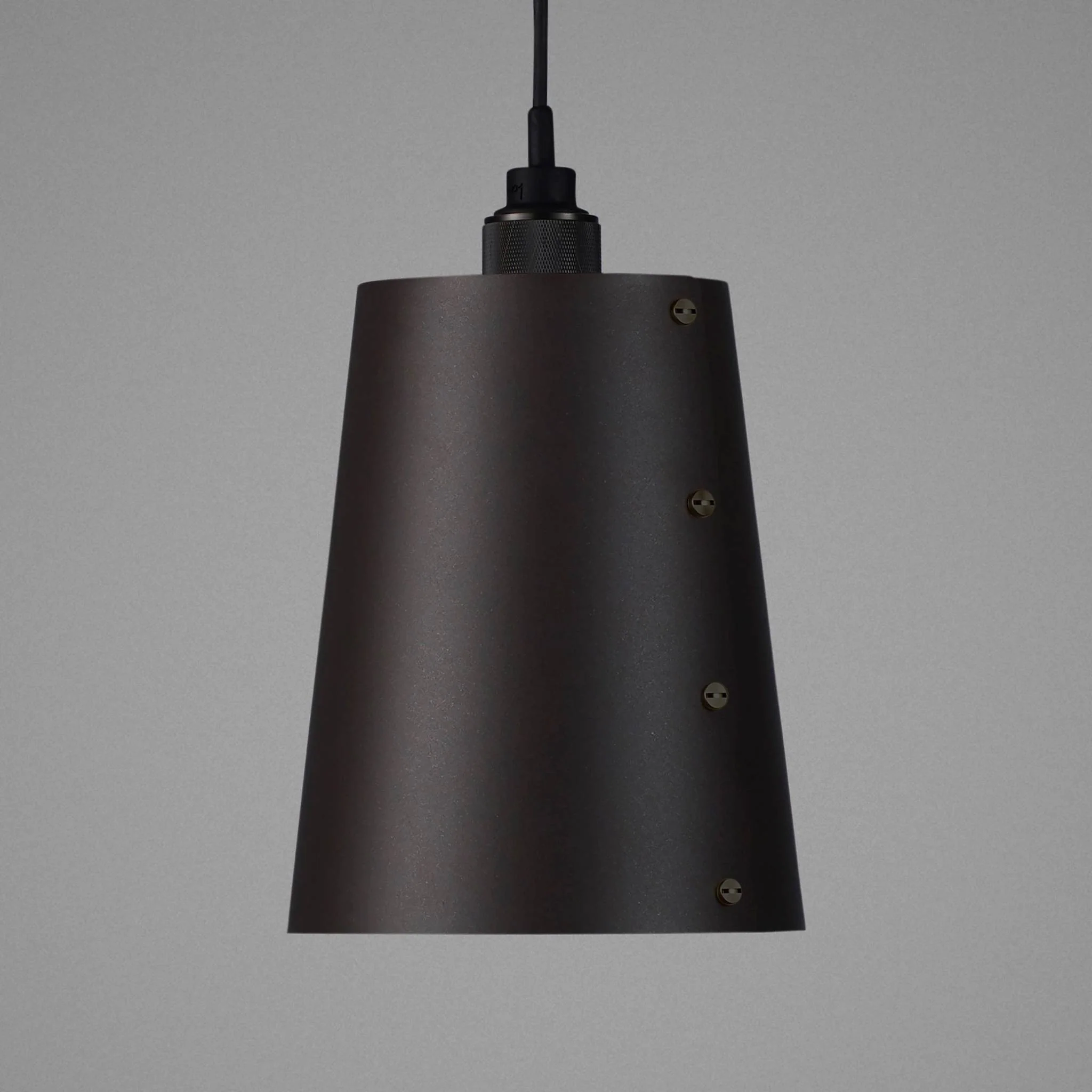 HOOKED 1.0 / LARGE / CROSS / GRAPHITE pendant light 1