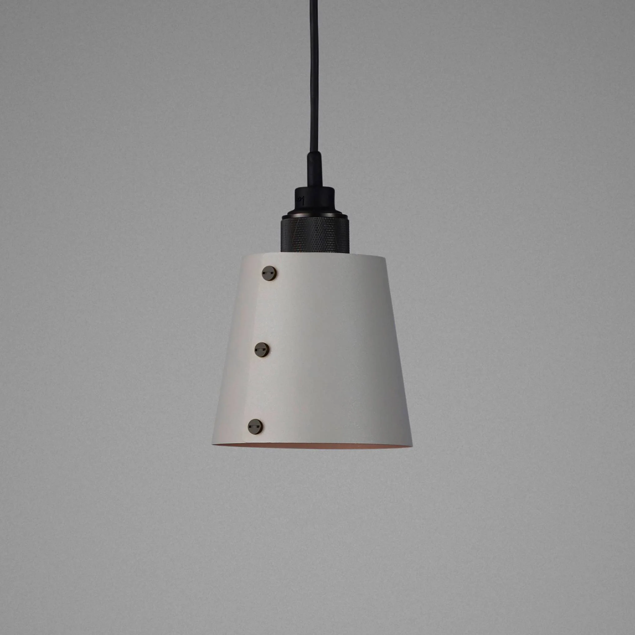 HOOKED 1.0 / SMALL / CROSS / STONE pendant light – SMOKED BRONZE, 2.0M – photo 2