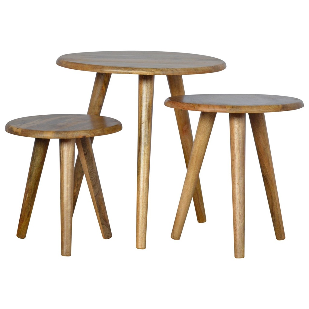 Nordische Satzhocker in Eiche-Optik
