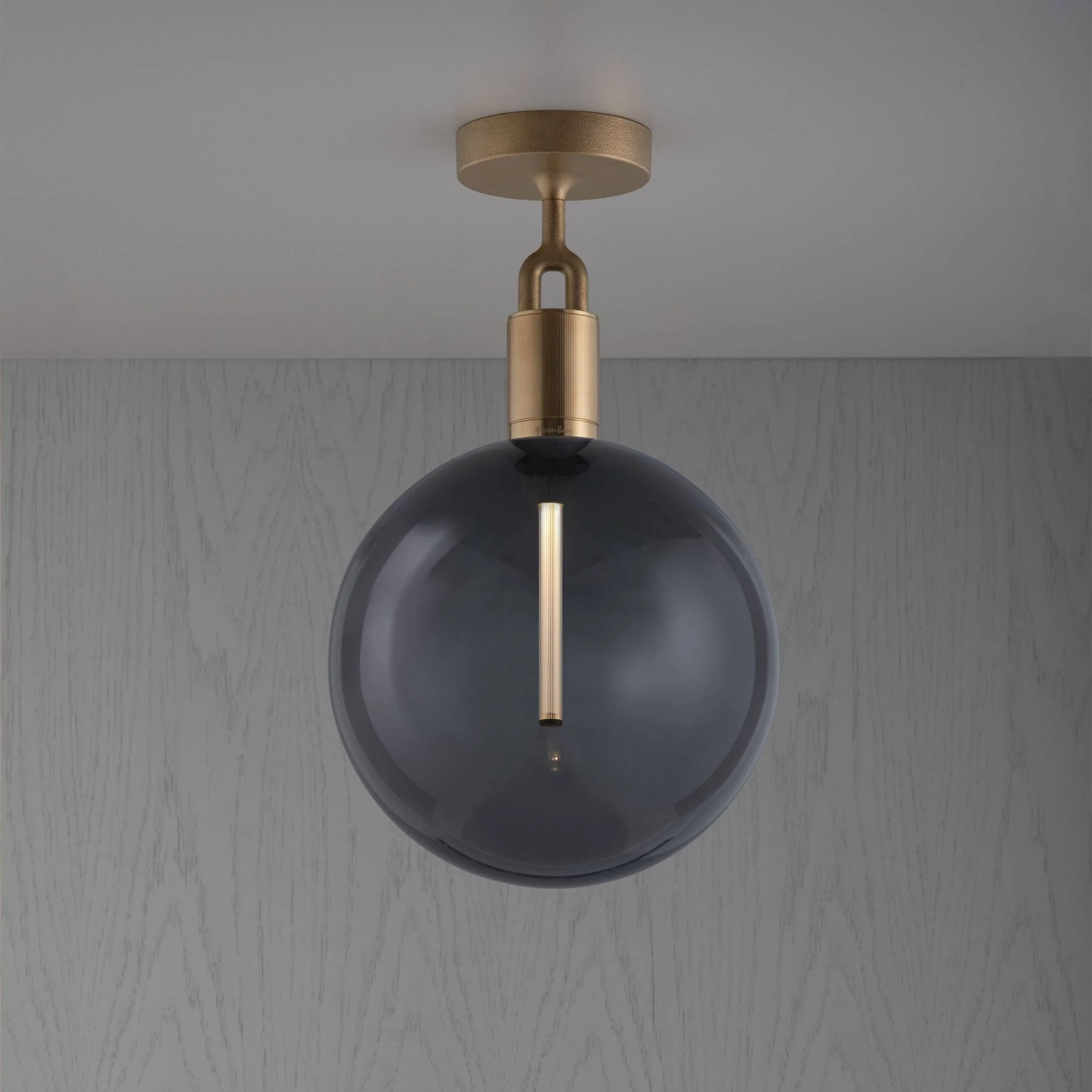 [RFC-493136] Plafonnier FORKED CEILING / LINEAR / GLOBE / SMOKED / LARGE (LAITON)
