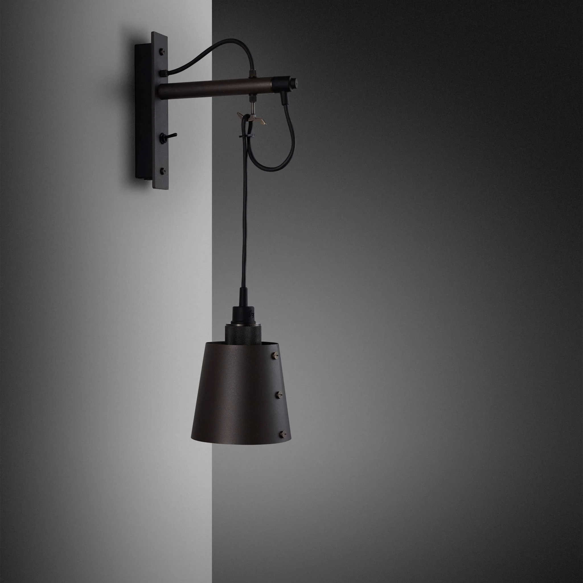 [RHW-19452] AGGANCIO A PARETE / CROCE / PICCOLO / GRAFITE