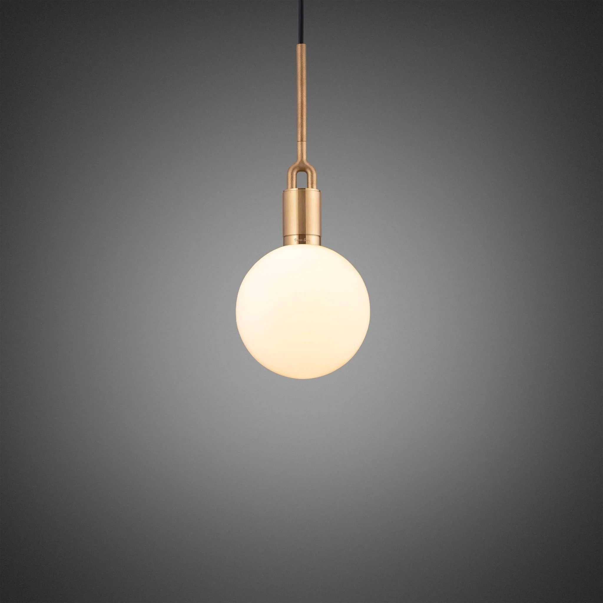 Suspension FORKED PENDANT / LINEAR / GLOBE / OPAL / MEDIUM