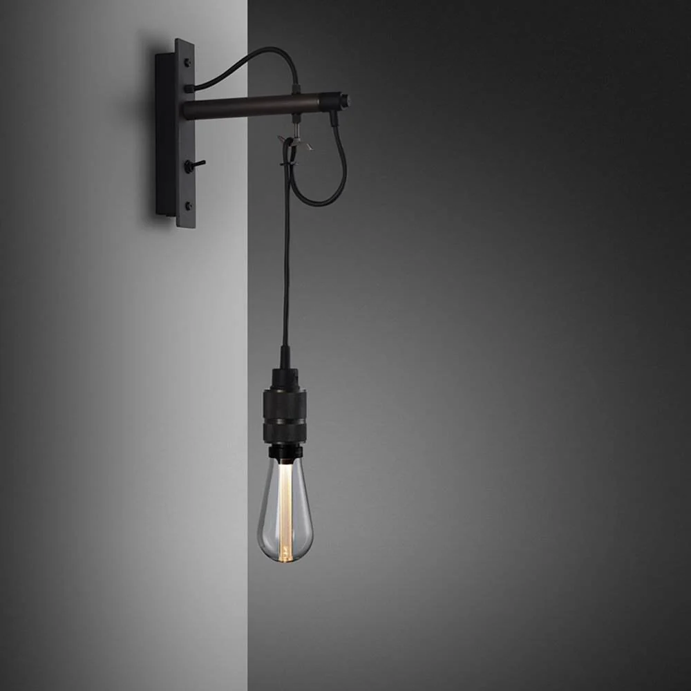 [RHW-20333] Wandleuchte HOOKED WALL / CROSS / NUDE / GRAPHITE (SMOKED BRONZE)