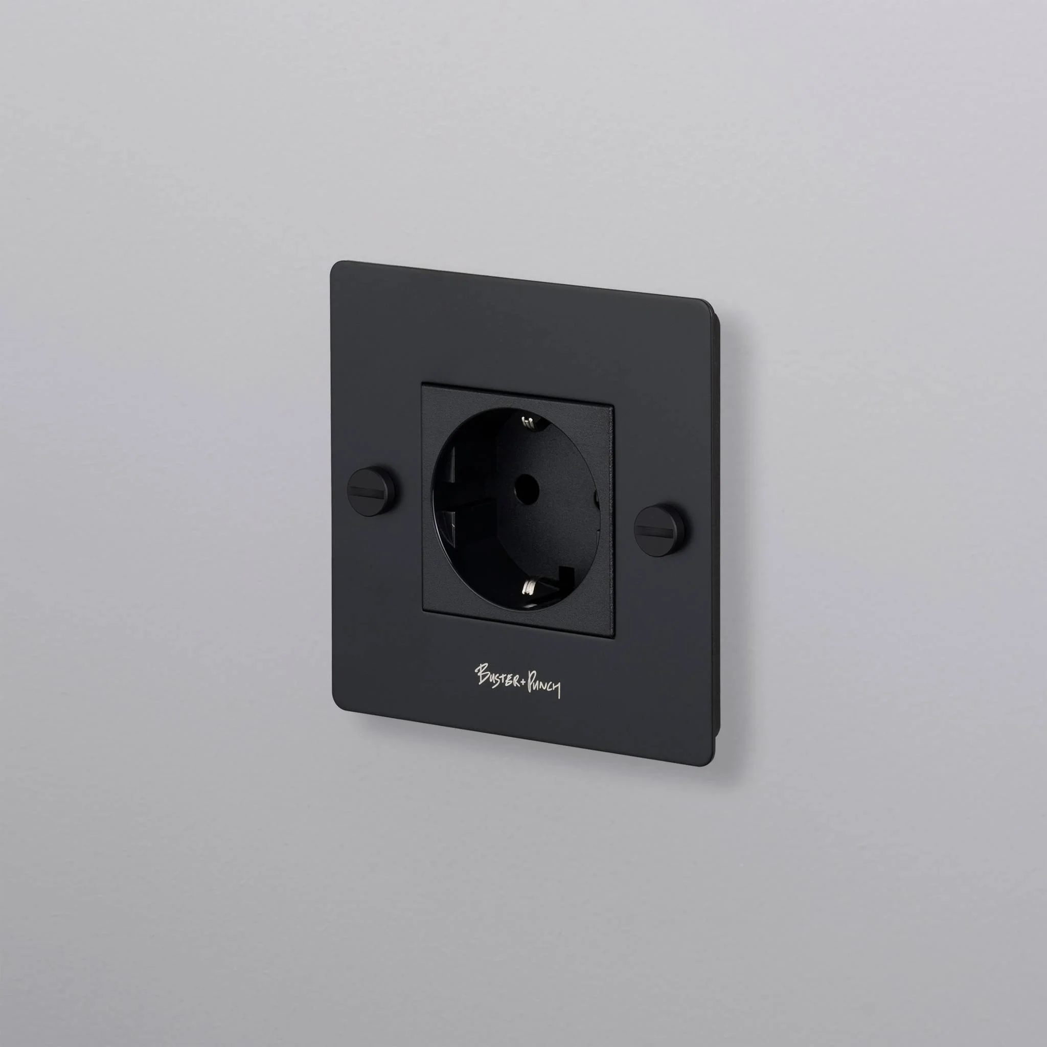 Prise 1G SOCKET / SCHUKO TYPE F / CROSS / WITH LOGO – NOIR